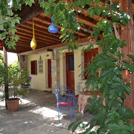 Chouchounikos Apartments Лефокастро Экстерьер фото