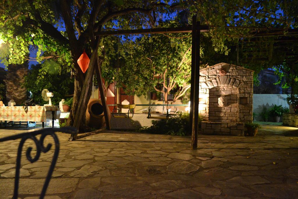 Chouchounikos Apartments Лефокастро Экстерьер фото