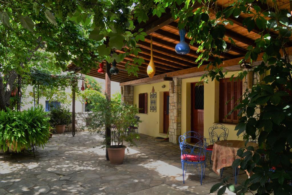 Chouchounikos Apartments Лефокастро Экстерьер фото